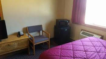 Travel Inn Dickinson Exteriör bild